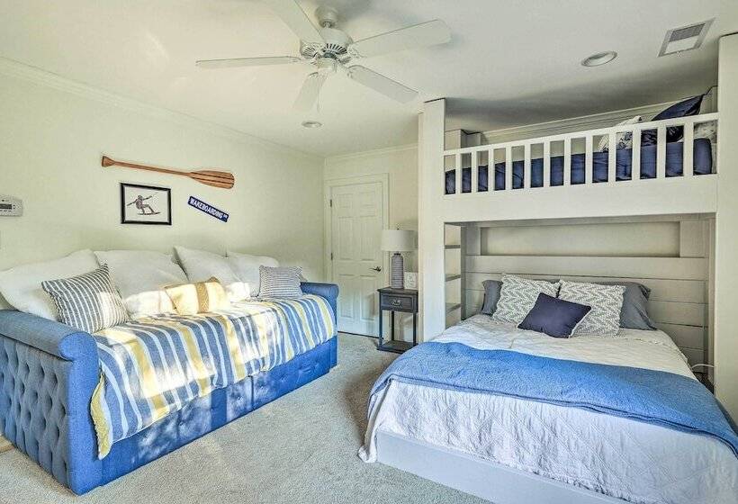 Luxurious Waterfront Home On Pickwick Lake!