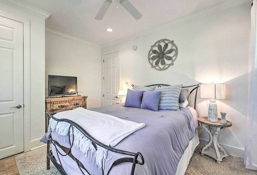 Luxurious Waterfront Home On Pickwick Lake!