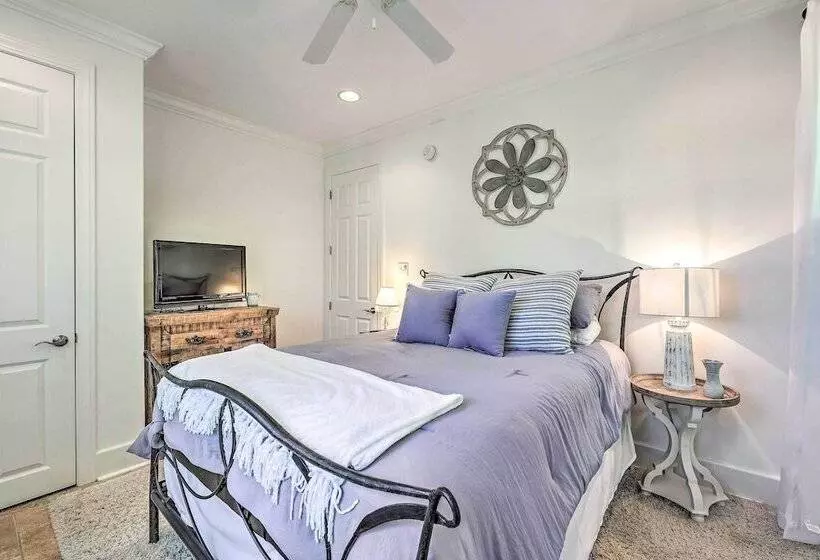 Luxurious Waterfront Home On Pickwick Lake!