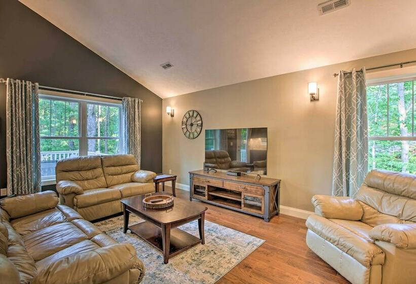 Massanutten Resort Retreat W/ Hot Tub & Game Room!