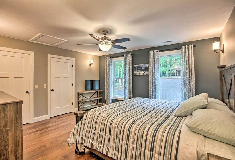 Massanutten Resort Retreat W/ Hot Tub & Game Room!