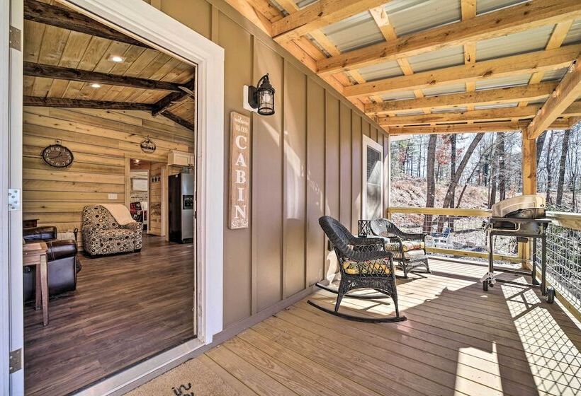 Modern Cabin W/ Fire Pit < 3 Mi To Trails!