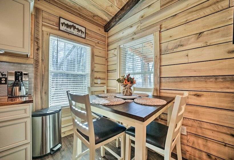 Modern Cabin W/ Fire Pit < 3 Mi To Trails!