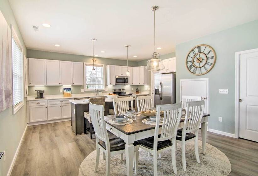 Ocean View Home W/ Grill ~ 4 Mi To Bethany Beach!