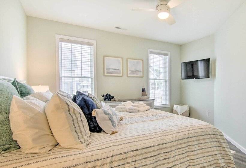 Ocean View Home W/ Grill ~ 4 Mi To Bethany Beach!