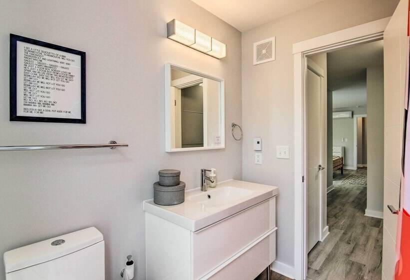 Old Fort Shipping Container House Near Trails