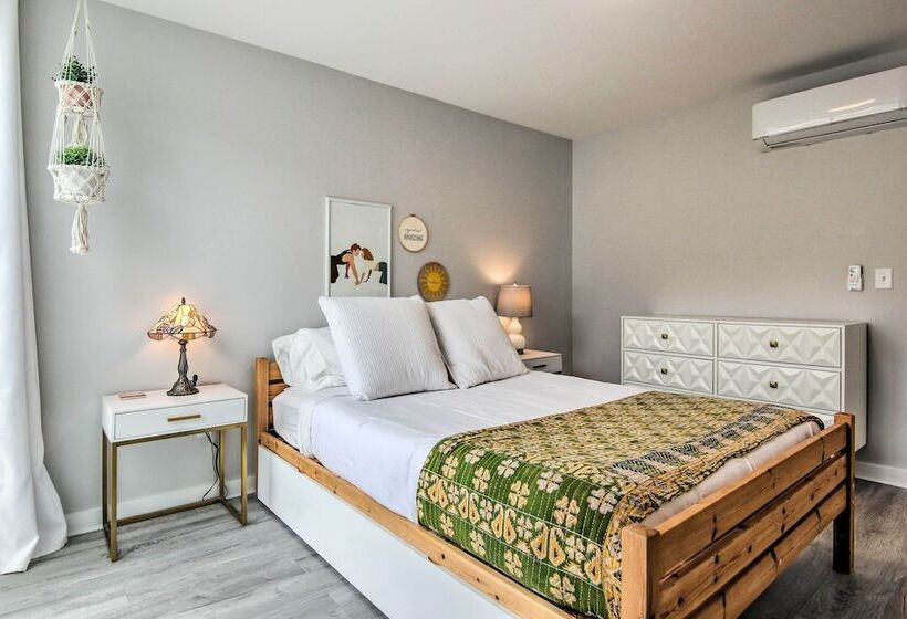 Old Fort Shipping Container House Near Trails