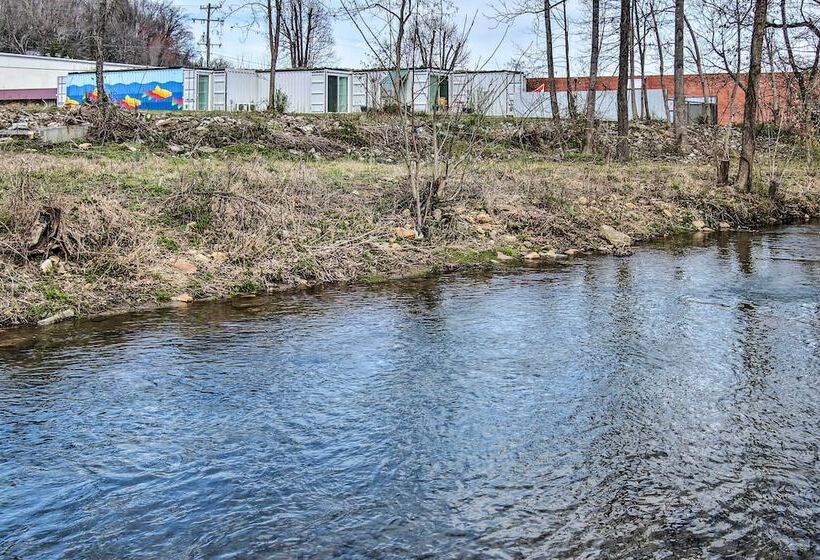 Old Fort Shipping Container House Near Trails