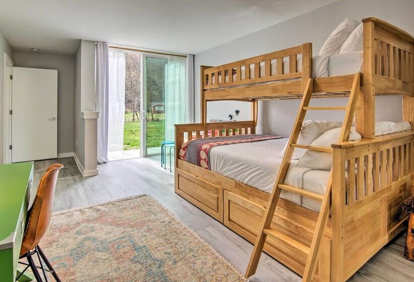 Old Fort Shipping Container House Near Trails