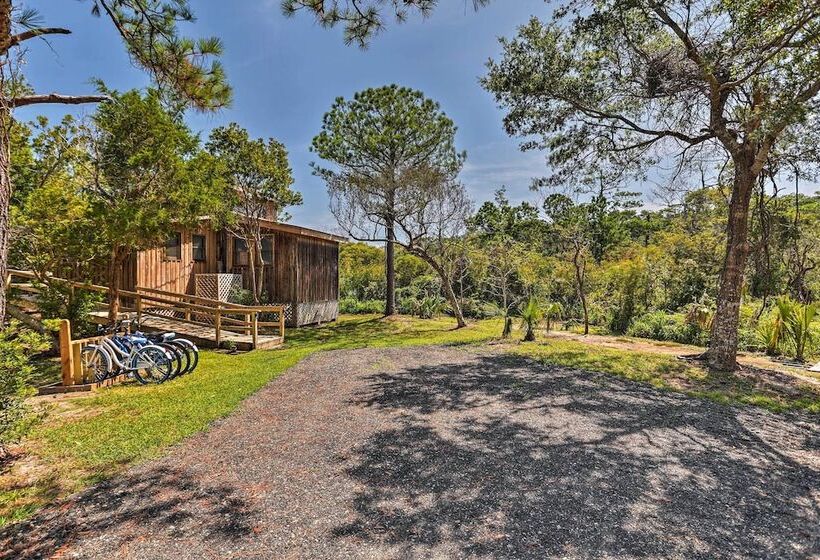 Outer Banks Island Cottage   1 Mi To Frisco Beach!