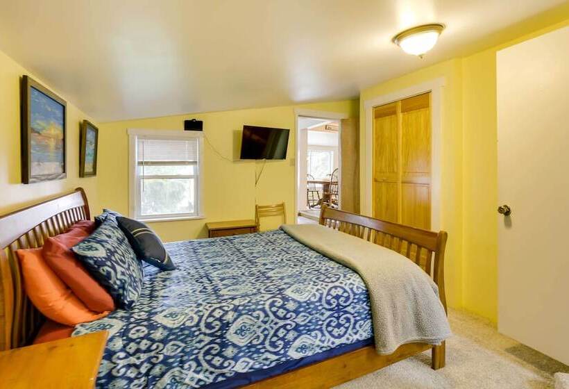 Peaceful Fisherman S Paradise W/ Deck + Fire Pit!