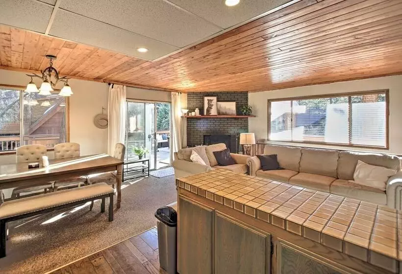 Peaceful & Idyllic Forest Cabin W/ Pool Table