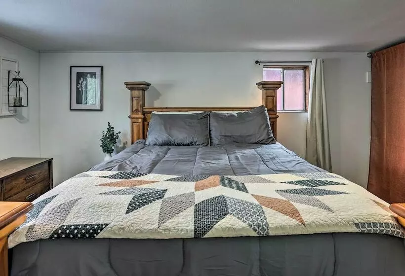 Private La Pine Cabin Rental: 30 Mi To Bend!