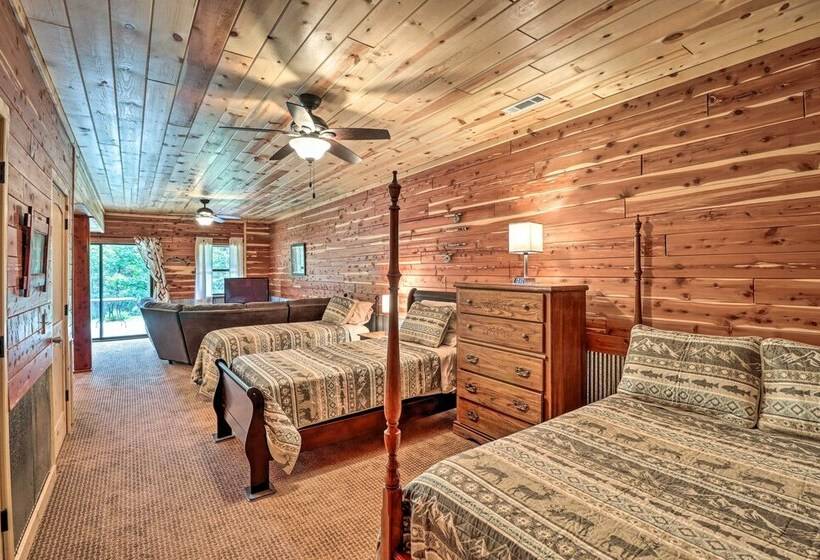 Rural Wooded Cabin Near Trophy Trout Fishing!