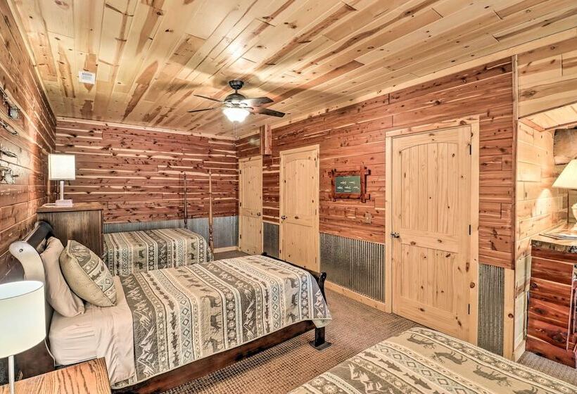 Rural Wooded Cabin Near Trophy Trout Fishing!