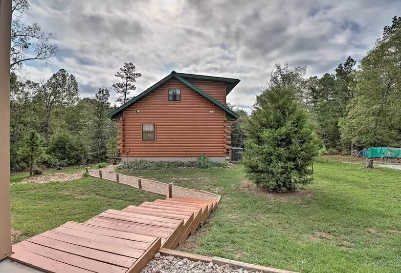 Rural Wooded Cabin Near Trophy Trout Fishing!