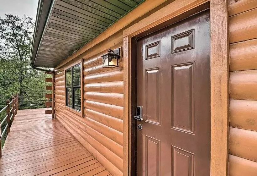 Rural Wooded Cabin Near Trophy Trout Fishing!