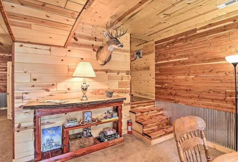 Rural Wooded Cabin Near Trophy Trout Fishing!