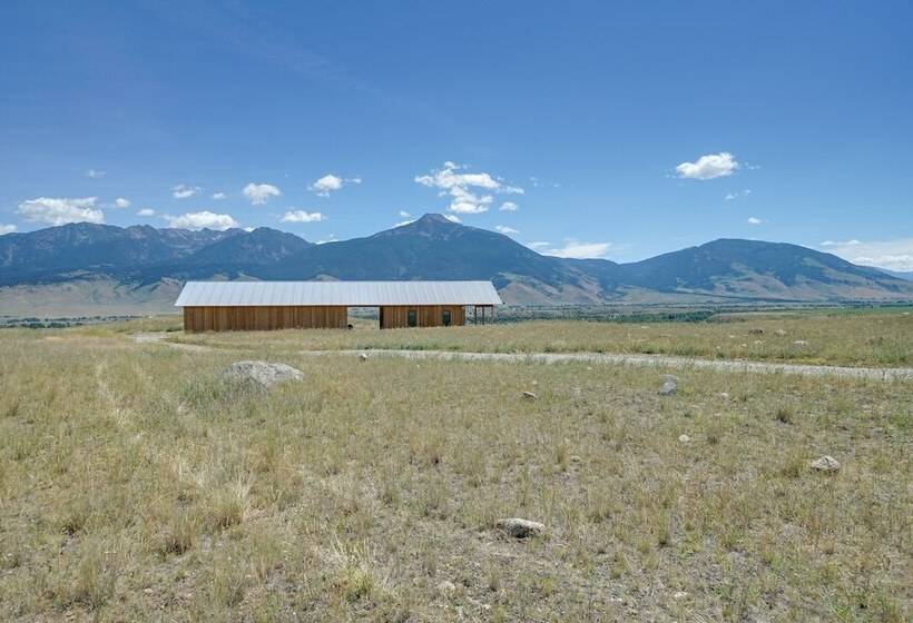 Secluded Paradise Valley Retreat W/ Stunning Views