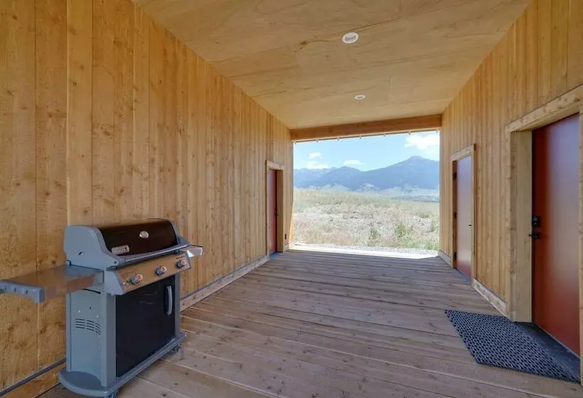 Secluded Paradise Valley Retreat W/ Stunning Views