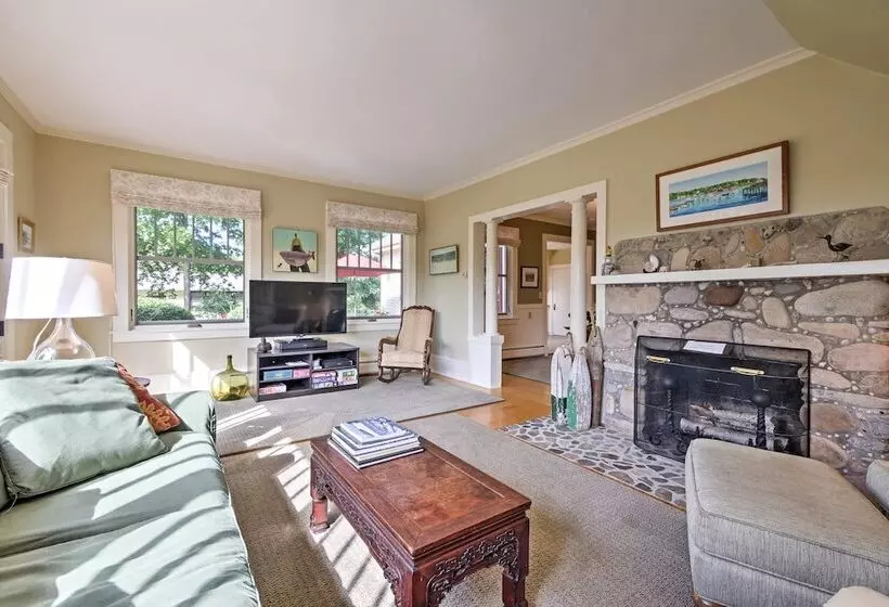 Southwest Harbor Home 3 Min To Acadia Natl Park