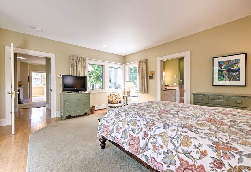 Southwest Harbor Home 3 Min To Acadia Natl Park