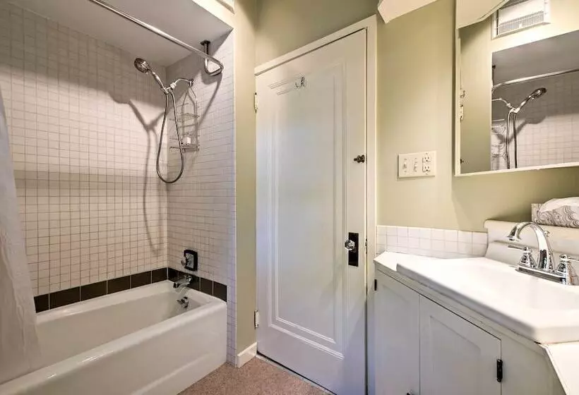 Southwest Harbor Home 3 Min To Acadia Natl Park