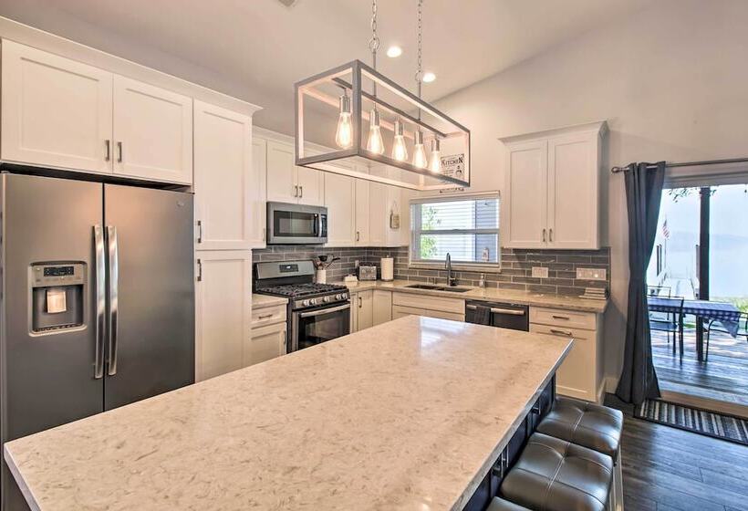 Spacious Lakeport House On Clear Lake W/ Dock