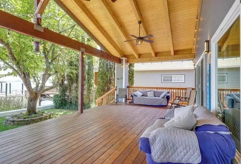 Spacious Lakeport House On Clear Lake W/ Dock