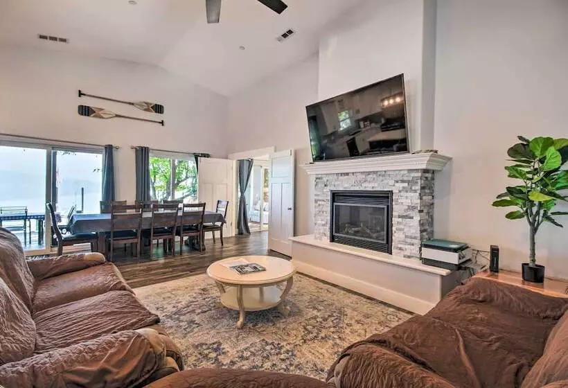 Spacious Lakeport House On Clear Lake W/ Dock