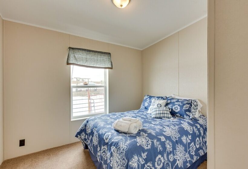 Spacious Tierra Amarilla Ranch House W/ Deck!