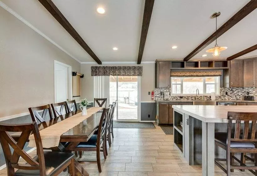 Spacious Tierra Amarilla Ranch House W/ Deck!