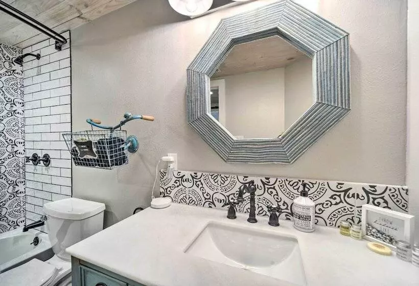 Stunning Blanco Home W/ Direct River Access!