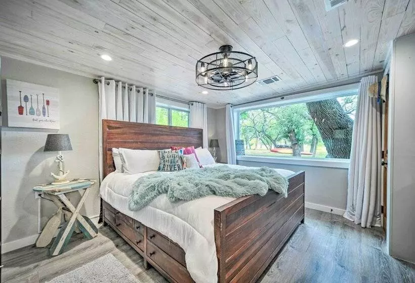 Stunning Blanco Home W/ Direct River Access!
