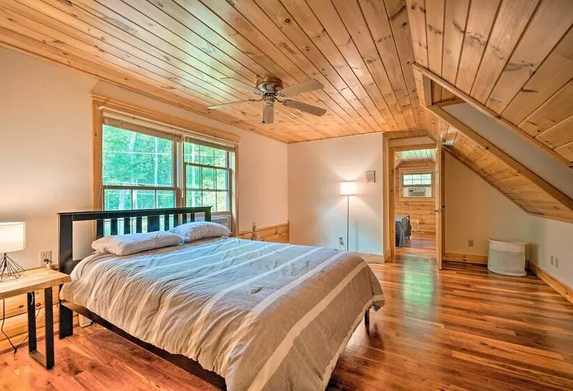 Stunning Vermont Cabin W/ Private Lake Access