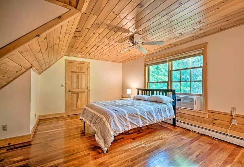 Stunning Vermont Cabin W/ Private Lake Access