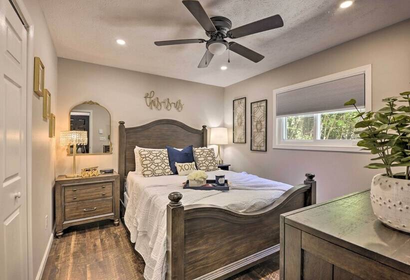 Tobyhanna Winter Escape W/ Fire Pit!