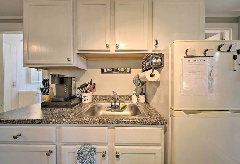 Updated Tiny House: Walk To Wiscasset Village