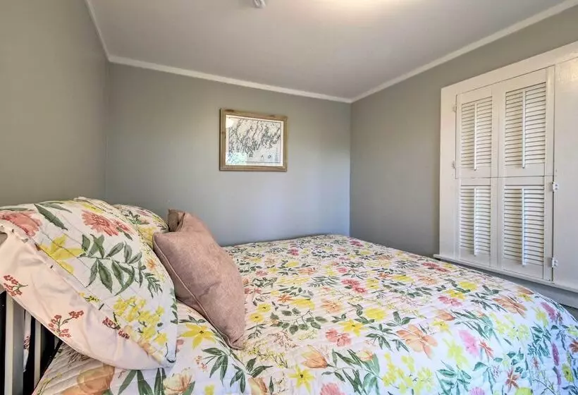 Updated Tiny House: Walk To Wiscasset Village