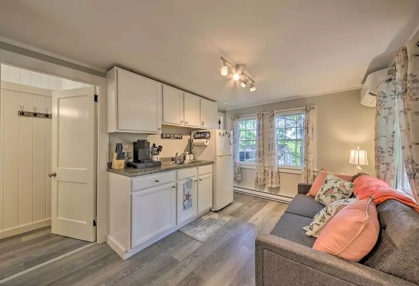 Updated Tiny House: Walk To Wiscasset Village