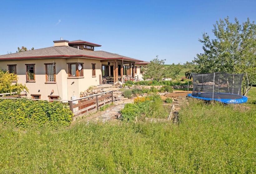 Bozeman Getaway On The Prairie W/ Patio & Grill