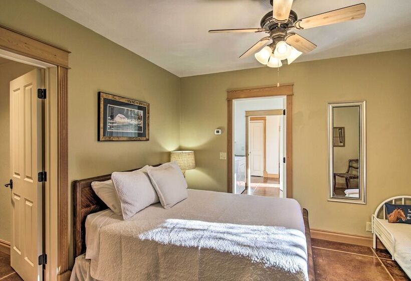 Bozeman Getaway On The Prairie W/ Patio & Grill