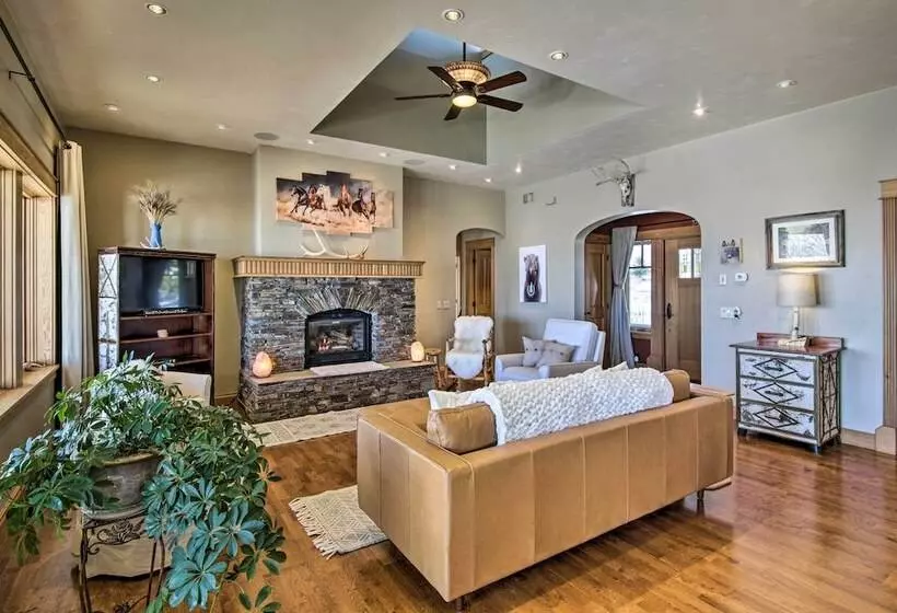 Bozeman Getaway On The Prairie W/ Patio & Grill