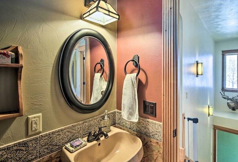 Bozeman Getaway On The Prairie W/ Patio & Grill