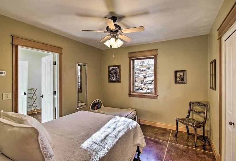 Bozeman Getaway On The Prairie W/ Patio & Grill