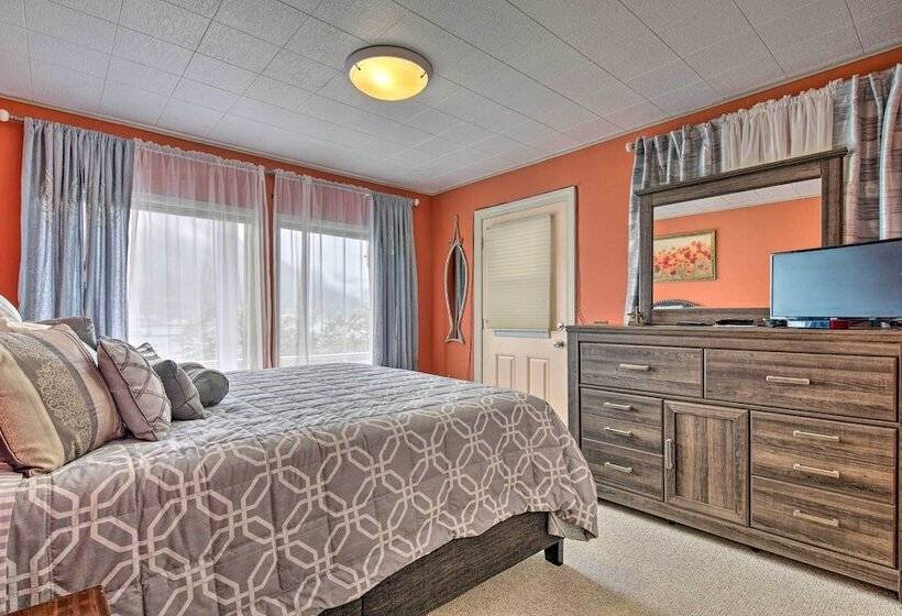 Waterfront House W/ Glacial Views   Near Downtown!