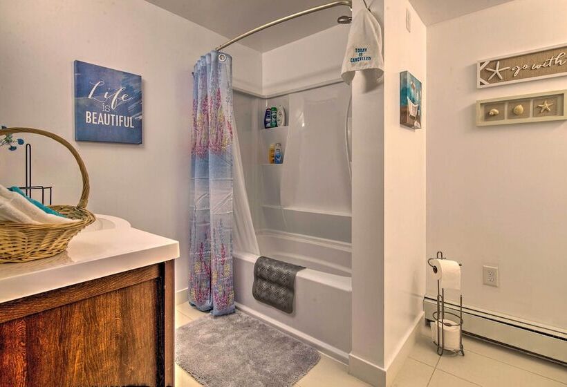 Waterfront House W/ Glacial Views   Near Downtown!