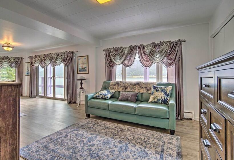 Waterfront House W/ Glacial Views   Near Downtown!