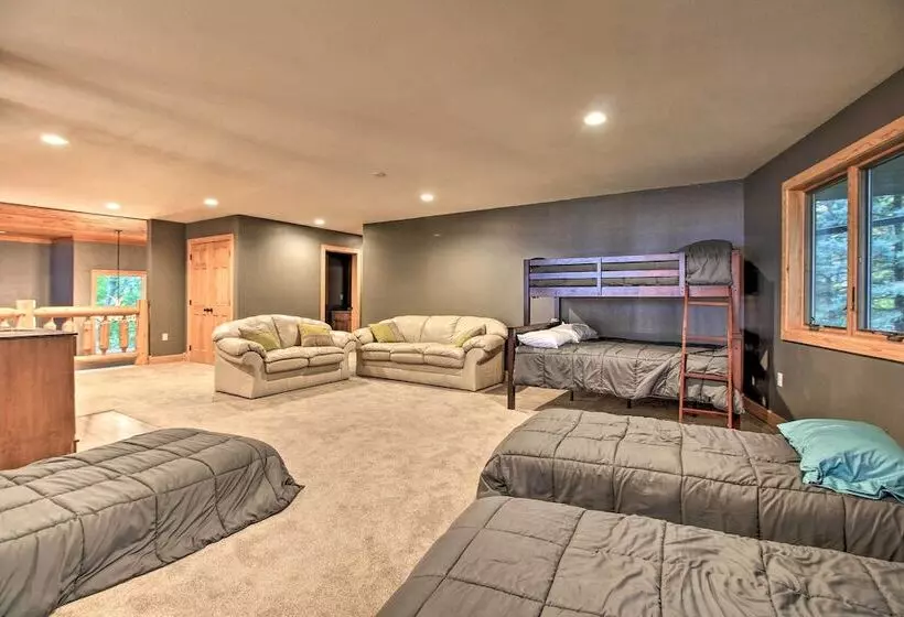 Waterfront Lake Mille Lacs Lodge W/ Deck + Grill!