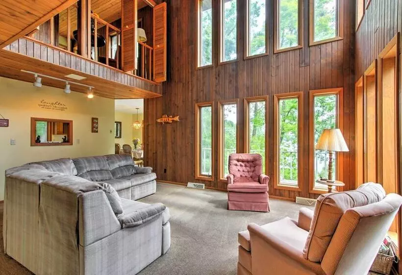 Waupaca Lakefront Home W/ Pool Table & Dock!